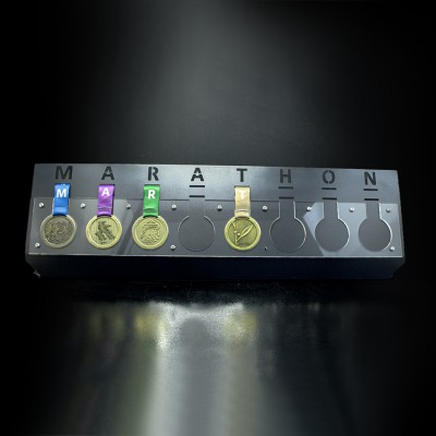 Επιτραπέζια προθήκη μεταλλίων "ATHENS MARATHON"