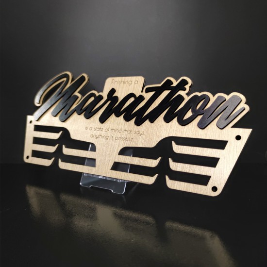 Κρεμάστρα μεταλλίων "Finishing a Marathon"